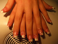 Zselés műköröm díszítés